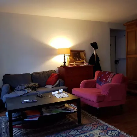 One Bedroom * Parigi